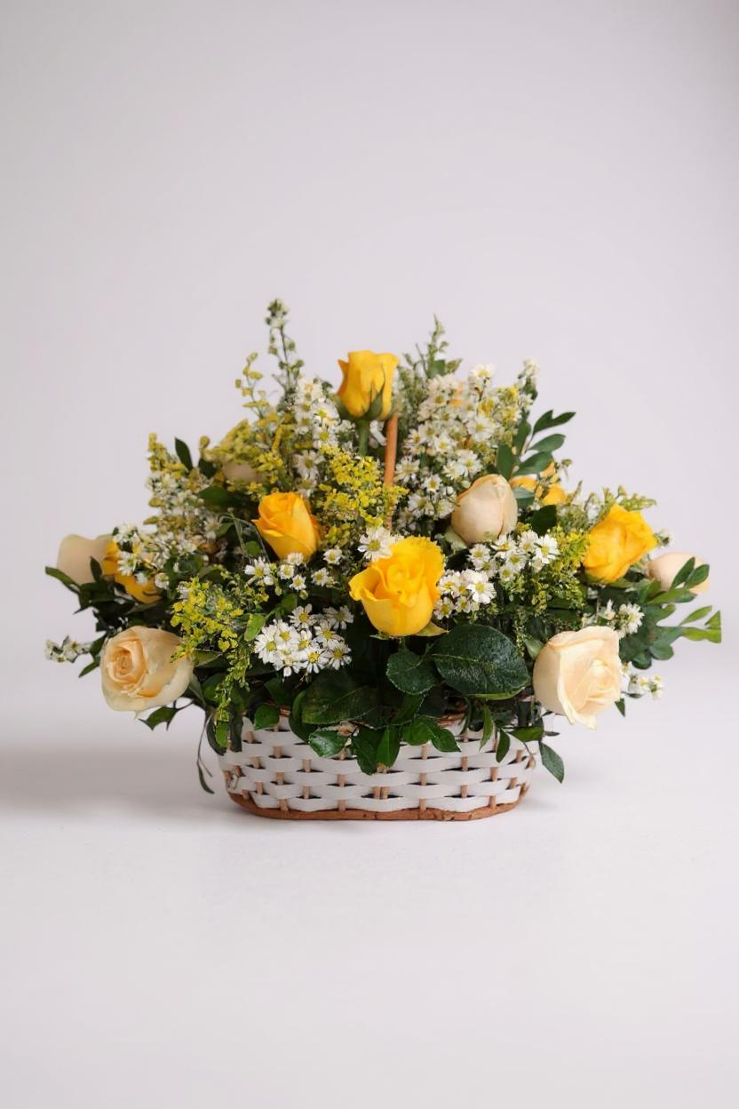 Cesta Rosas Mini Margaridas Solar