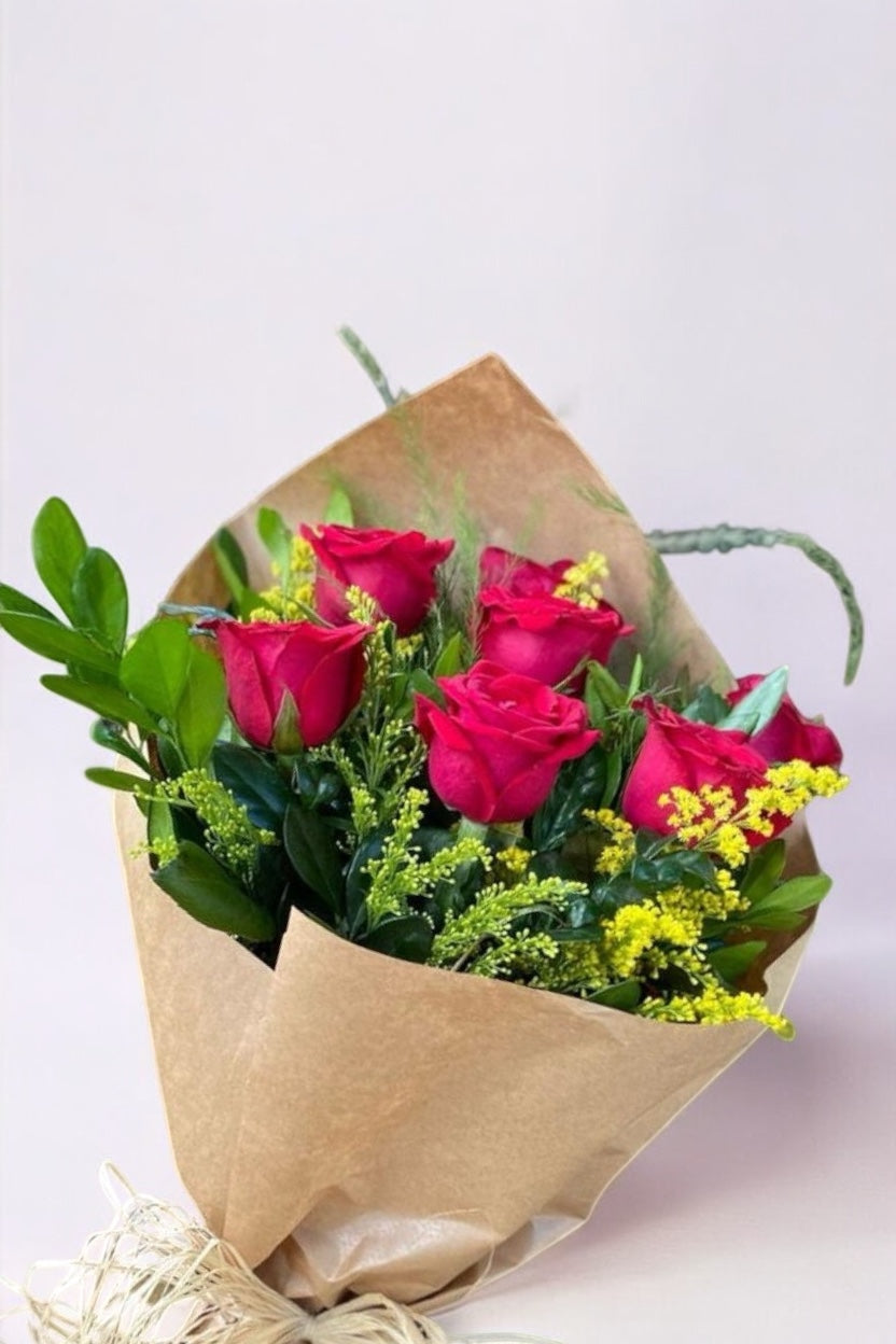 Cone de Rosas Vermelhas