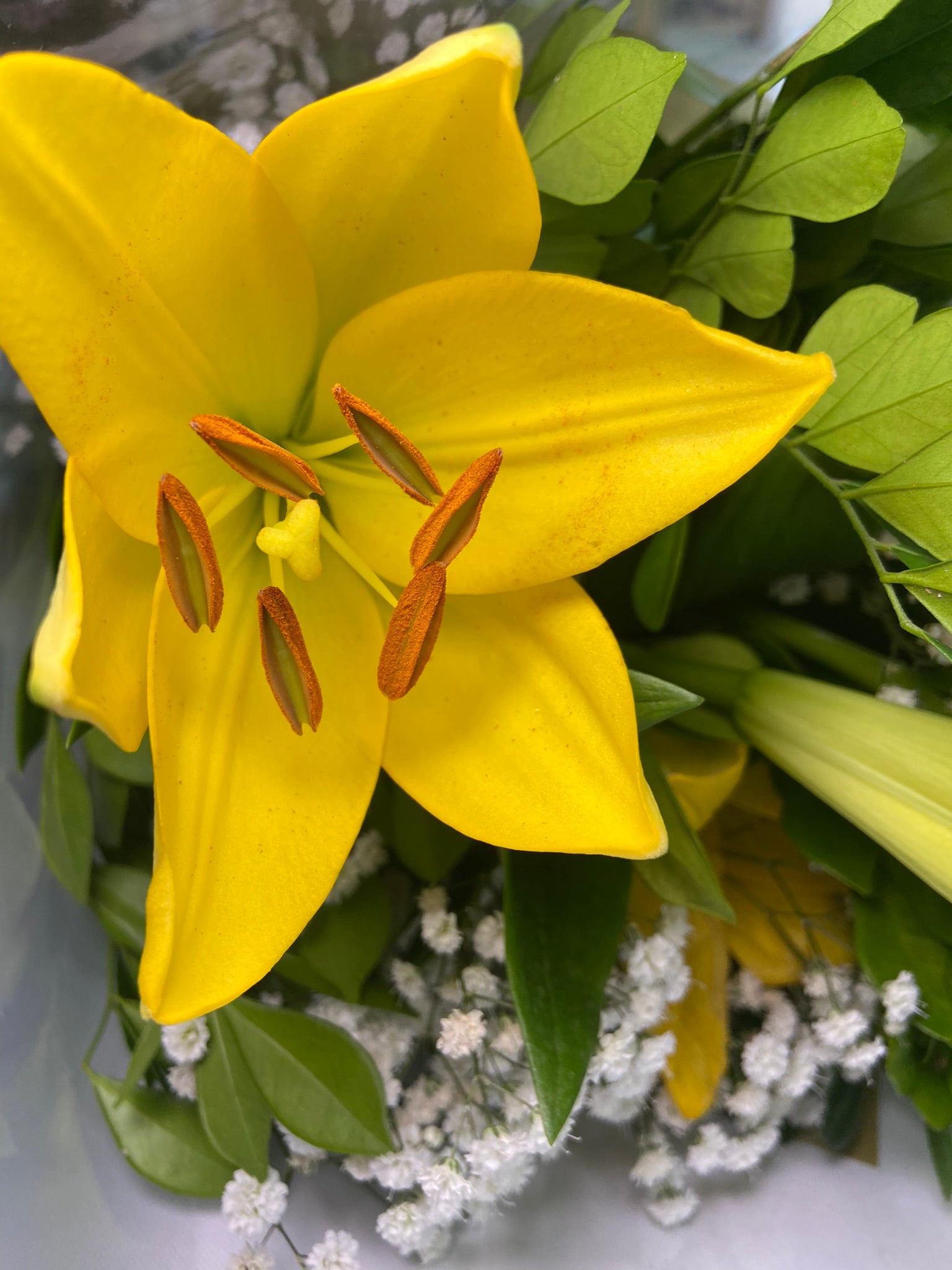 Buquê de Lírios Amarelos