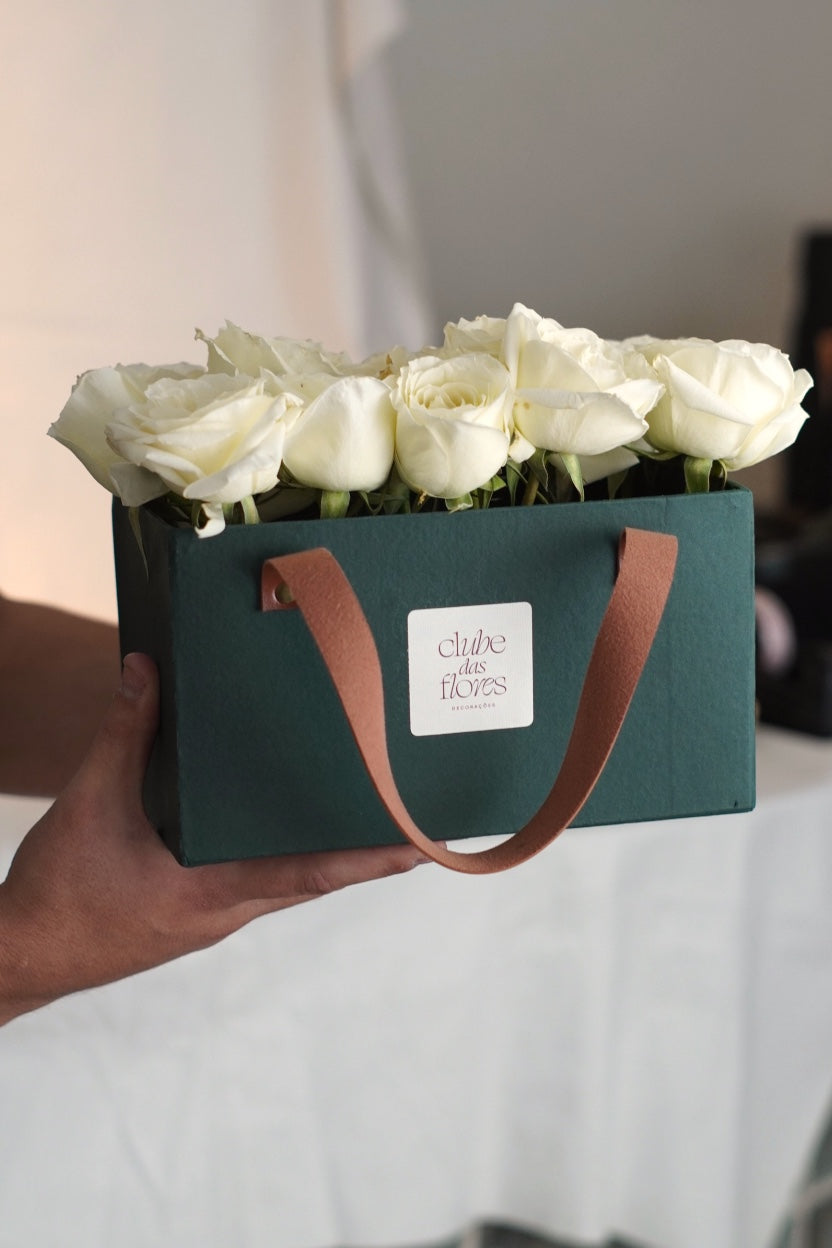 Bolsa Rouge Rosas Brancas