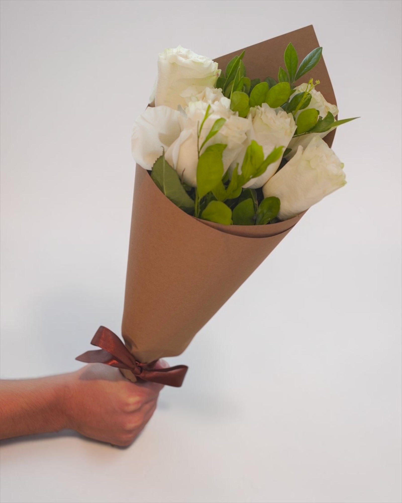 Cone de Rosas Brancas