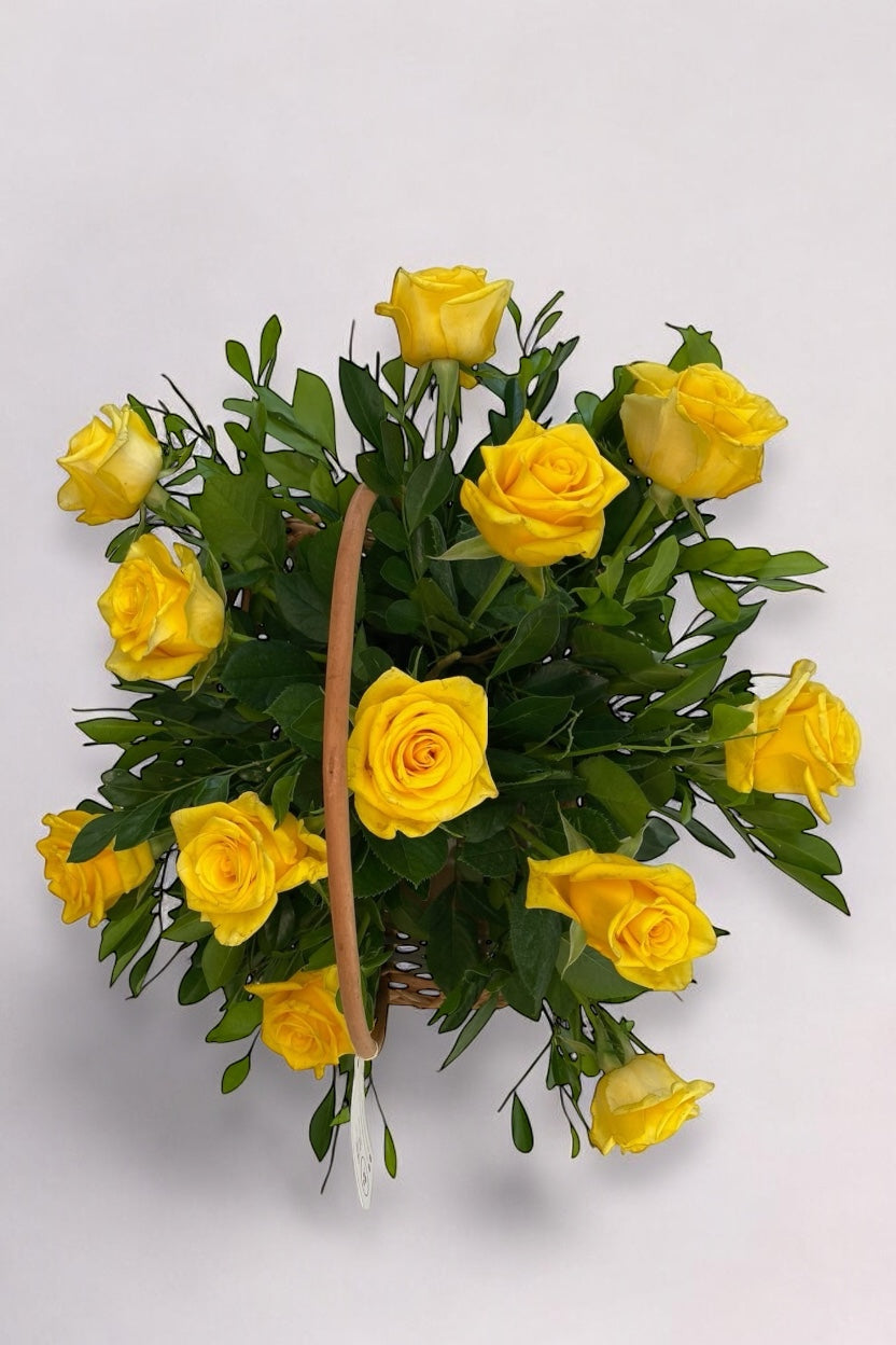 Cesta de Rosas Amarelas