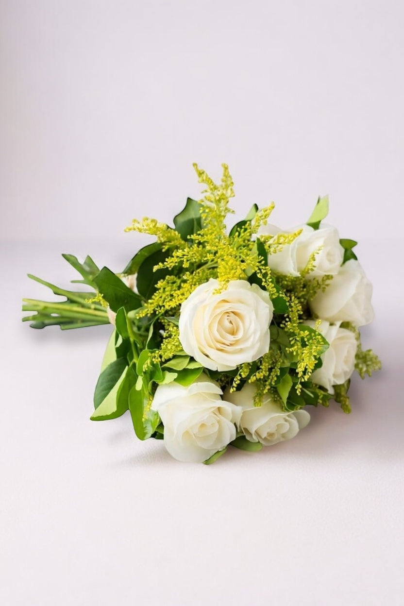 Cone de Rosas Brancas