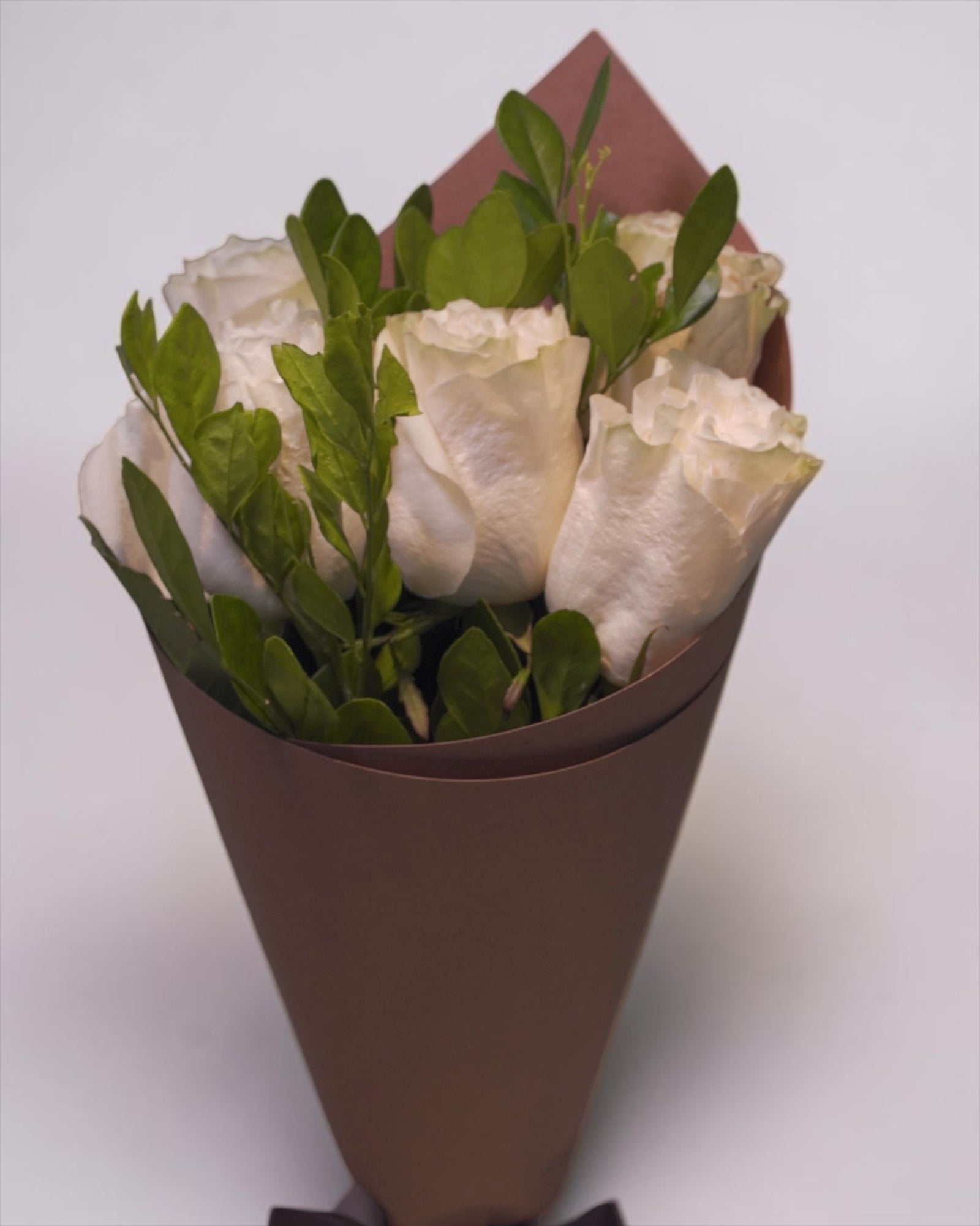 Cone de Rosas Brancas