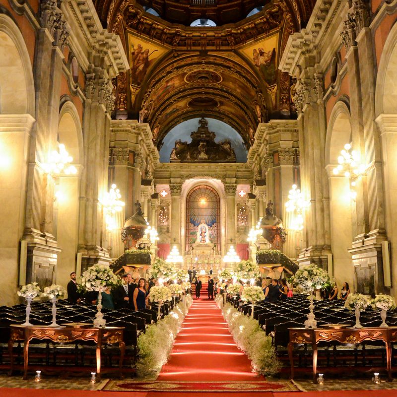 Alt image