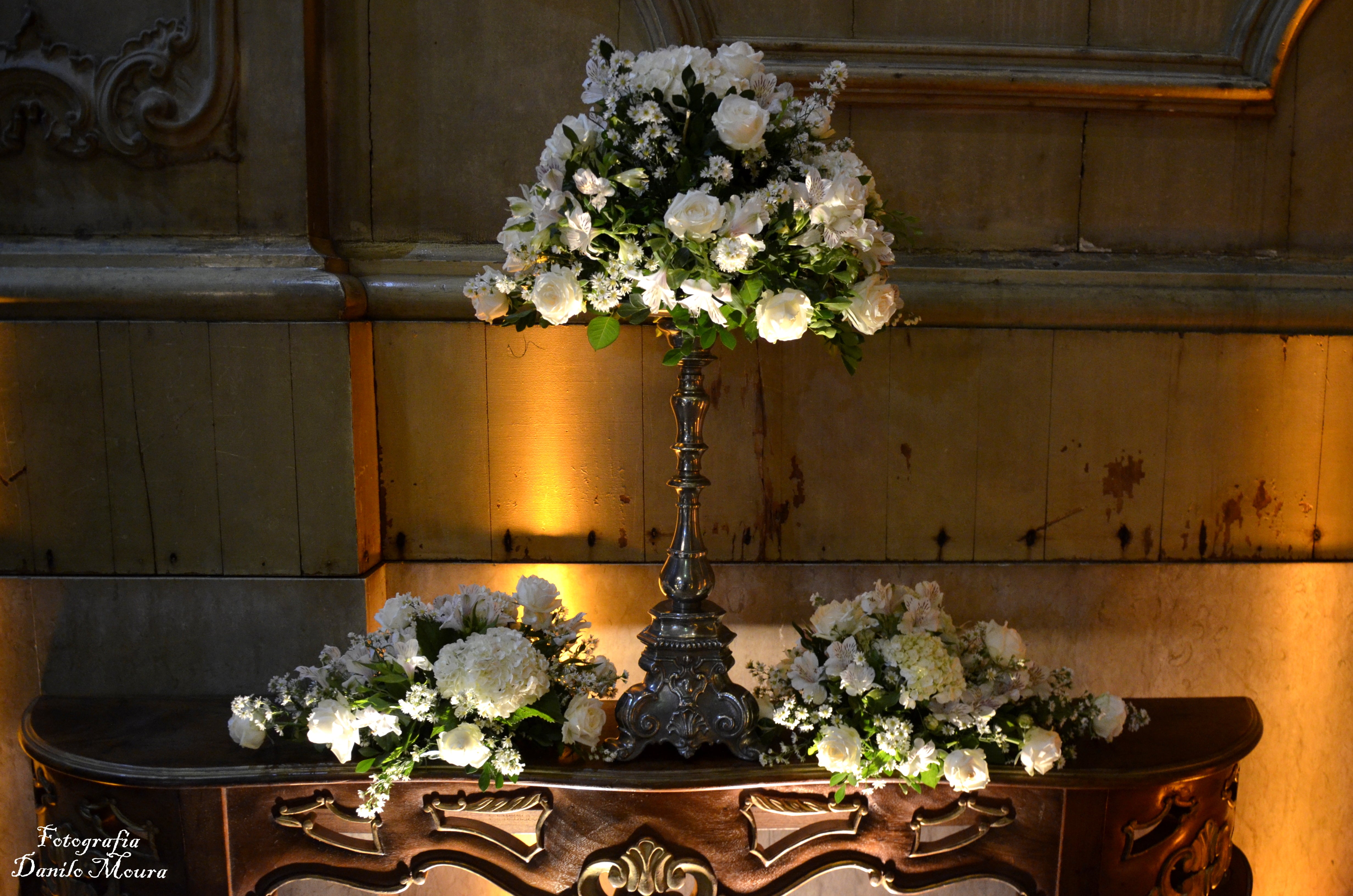 Alt image