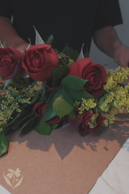 Cone de Rosas Vermelhas